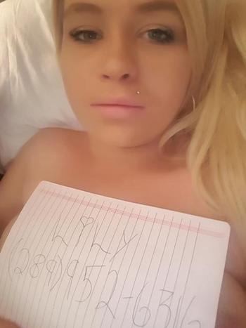 , 19  female escort, Thunder Bay